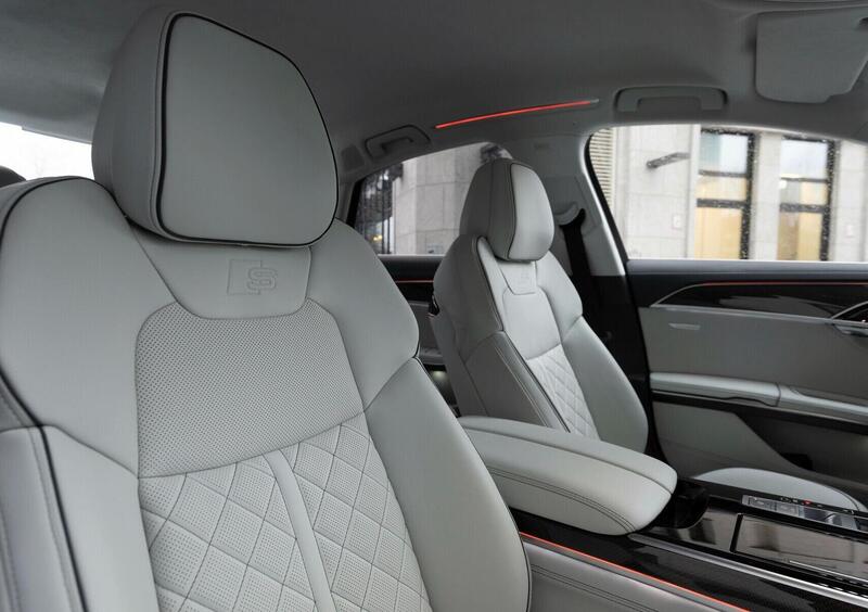 Audi S8 (2019-->>) (16)