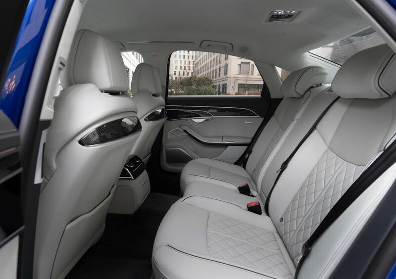 Audi S8 (2019-->>) (13)