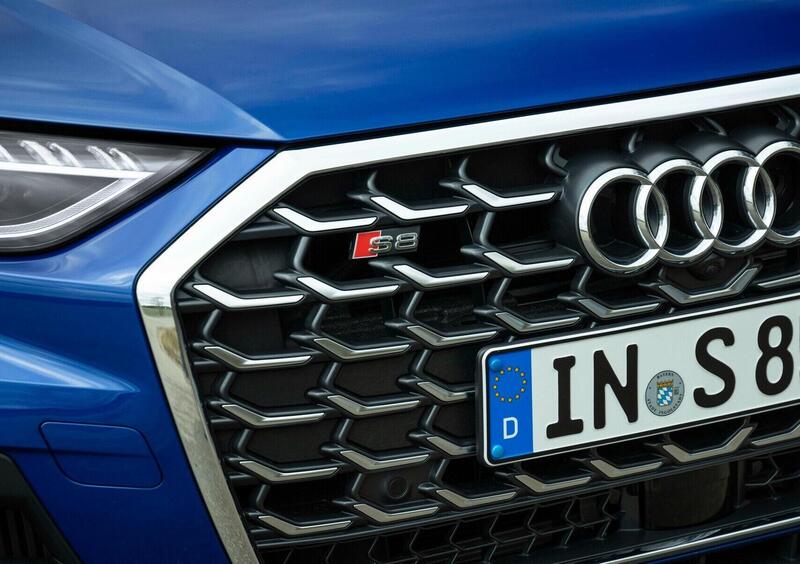 Audi S8 (2019-->>) (22)