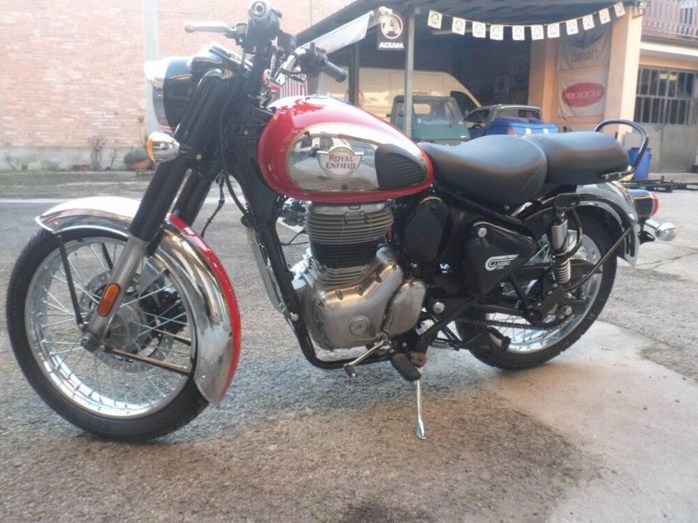 Royal Enfield Classic 350 (2021 - 25) (4)
