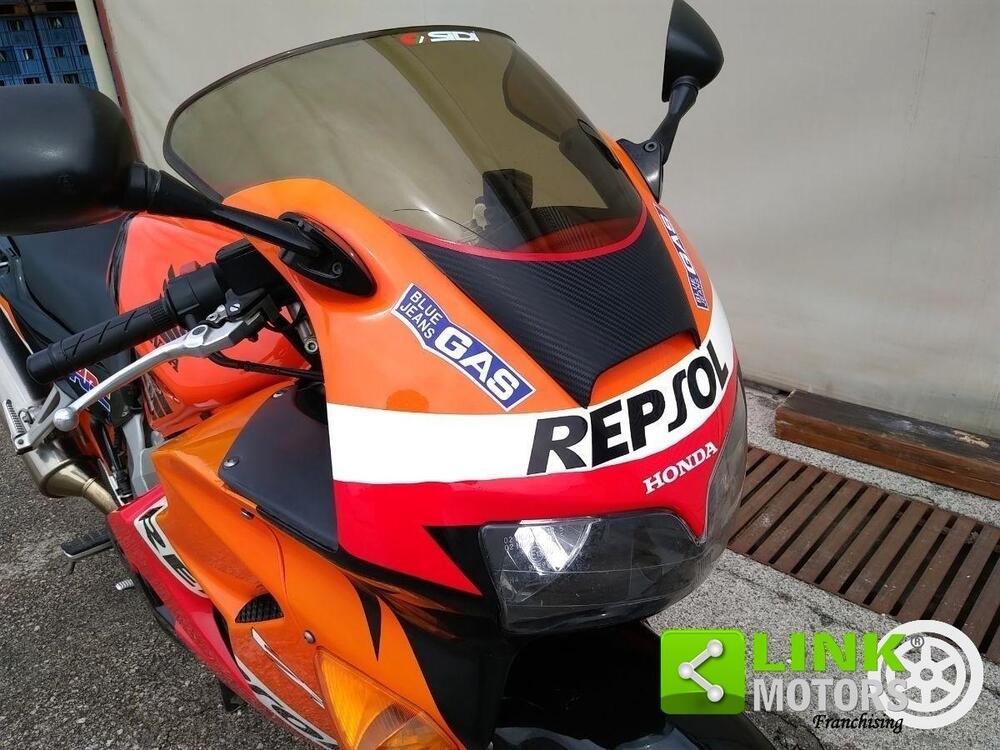 Honda VFR 800 (1998 - 01) (11)