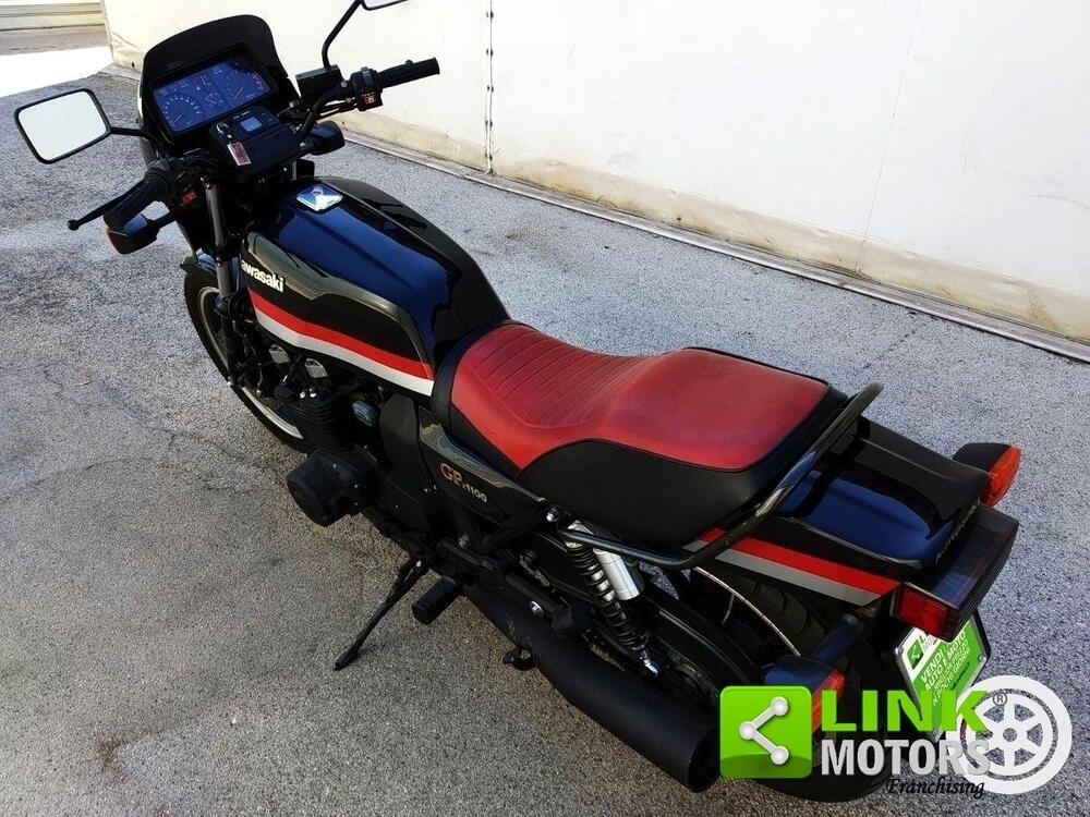 Kawasaki GPz 1100 (2)