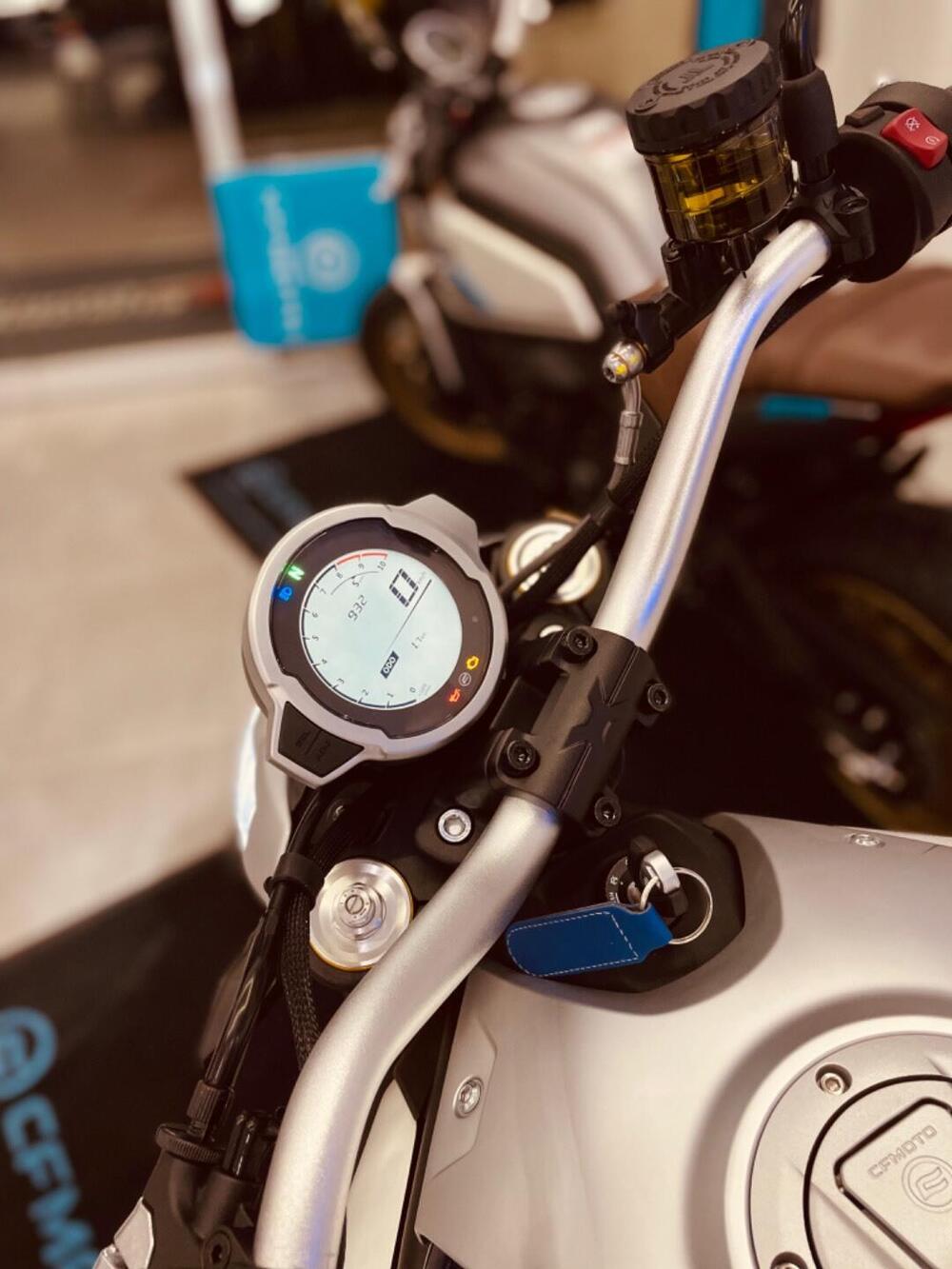 CFMOTO 700CL-X Heritage (2021 - 25) (17)