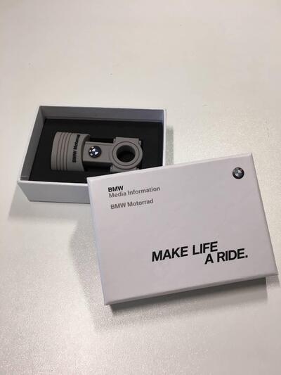 BMW Motorrad USB ORIGINALE NUOVISSIMA.