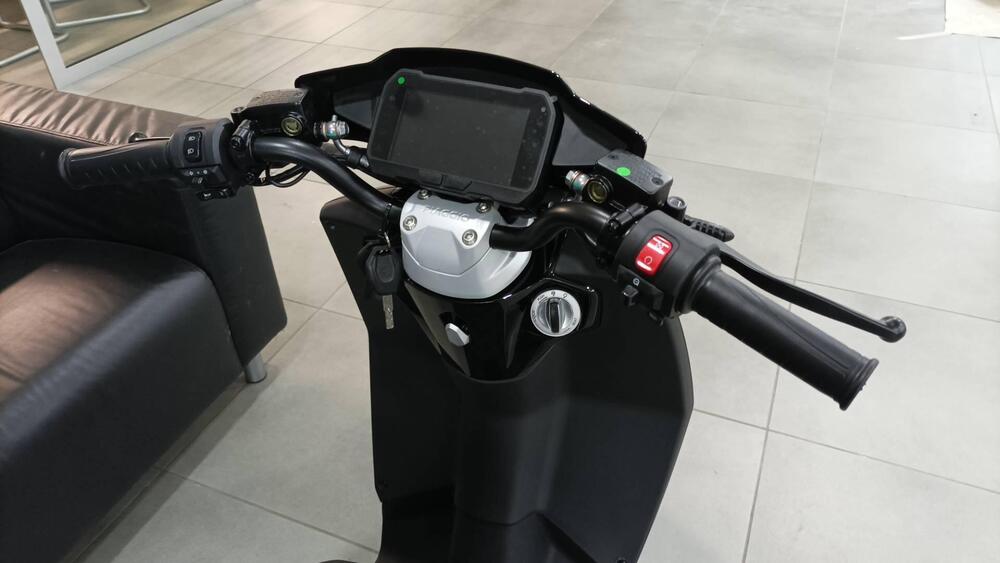 Piaggio 1 (2022 - 25) (3)