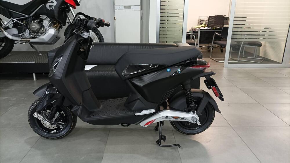 Piaggio 1 (2022 - 25) (4)