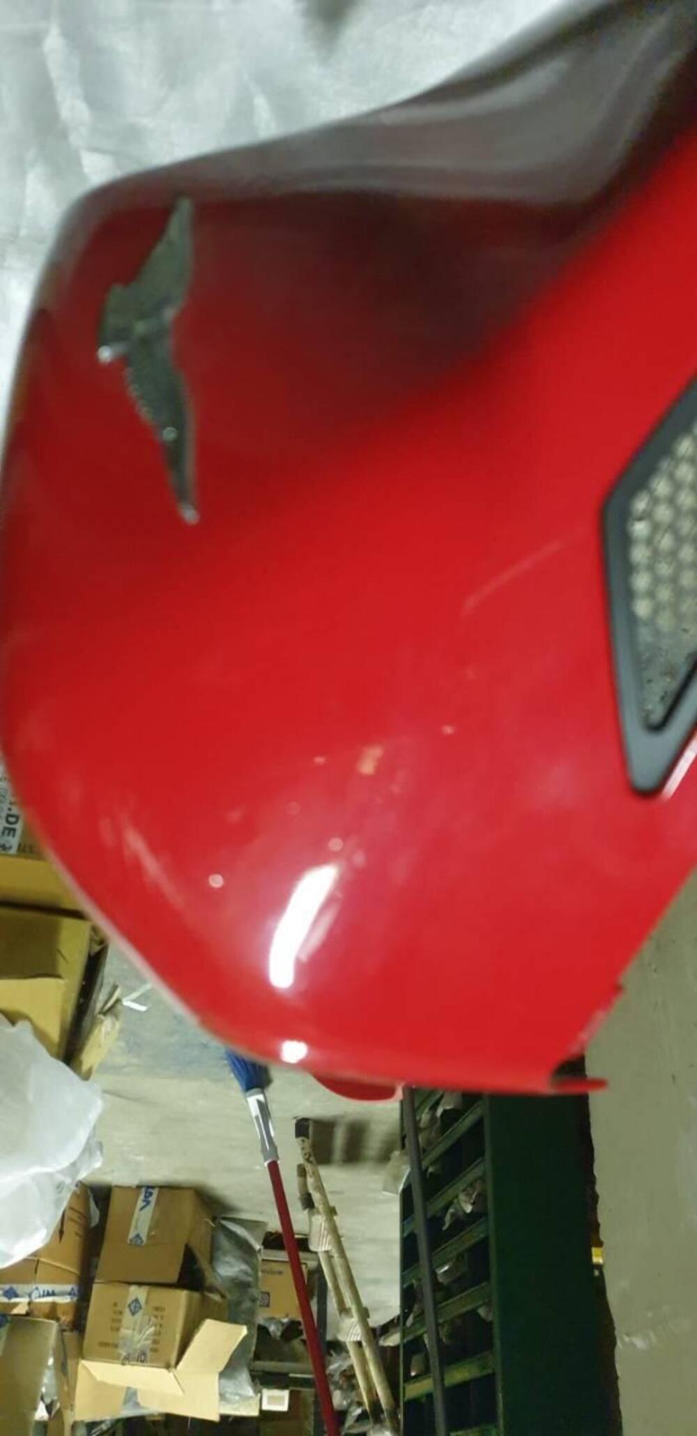 Coperchio serbatoio dx V85TT Rosso Vulcano E4 - VV Moto Guzzi (5)