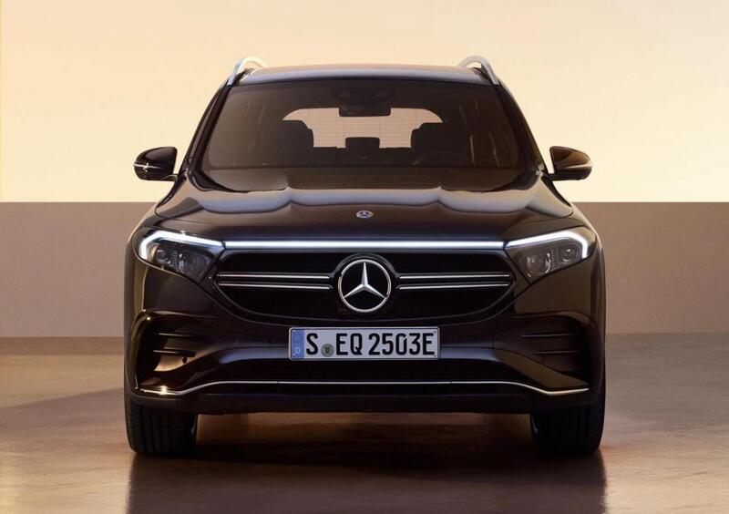 Mercedes-Benz EQB (23)