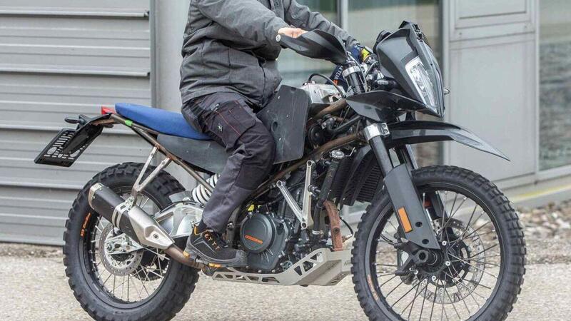 Una nuova KTM 390 enduro, e non Adventure, &egrave; in arrivo [Foto Spia]