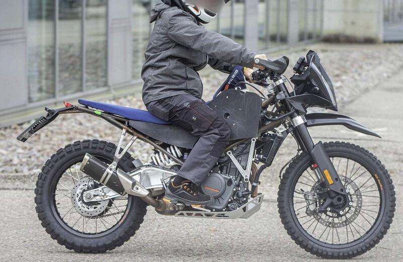 Una nuova KTM 390 enduro, e non Adventure, &egrave; in arrivo [Foto Spia]