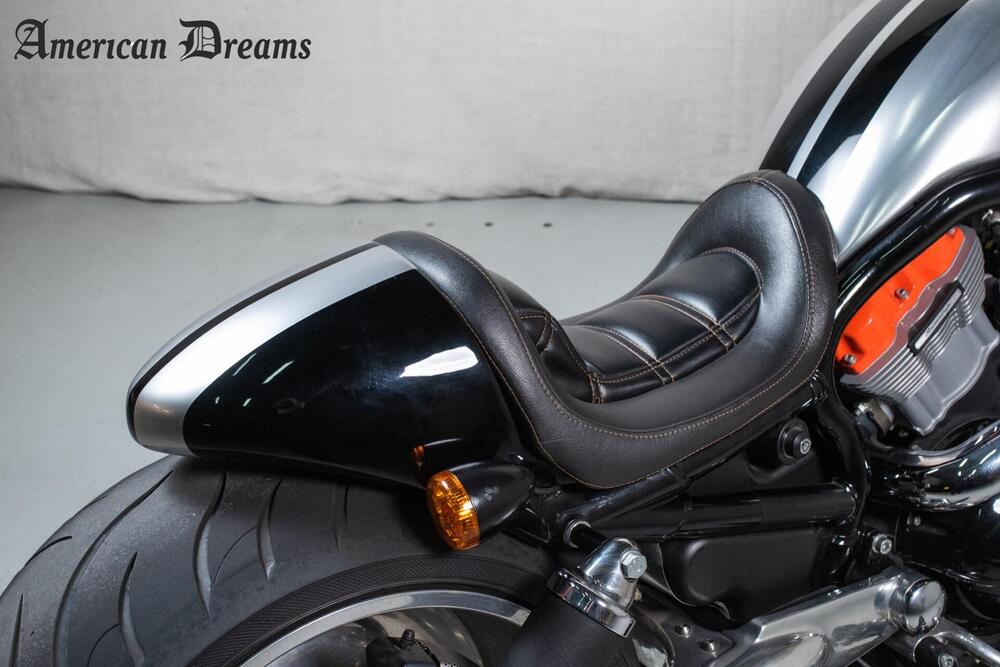 Harley-Davidson 1130 V-Rod (2002 - 05) - VRSCA (4)