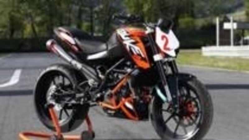 KTM 200 Duke Trophy, tutto pronto per il via