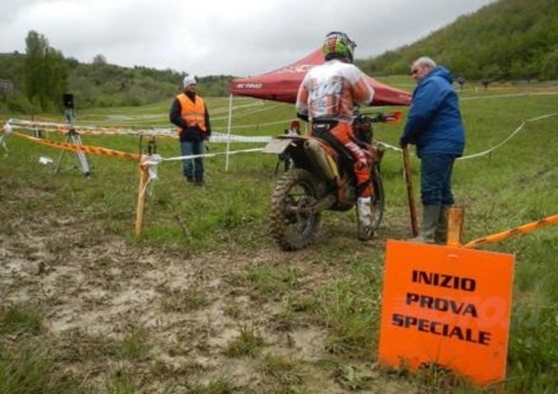 Trofeo Enduro KTM. Gubbio, il mare di fango non ferma i piloti!