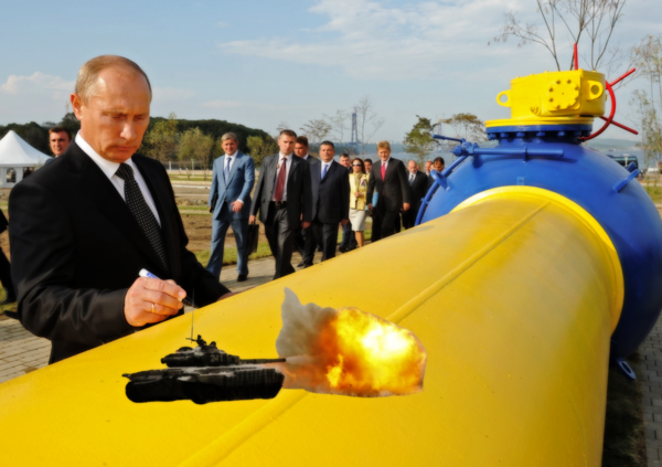 Guerra Russia-Ucraina, un disastro anche per carburanti e gas: &ldquo;Le bollette potrebbero raddoppiare ancora&rdquo;