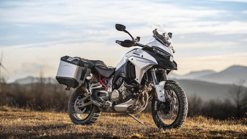 Ducati Multistrada V4, novit&agrave; elettroniche, colorazioni e accessori