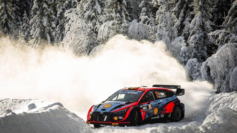 WRC22. Rallye Svezia D1. Massima Incertezza, Neuville in testa