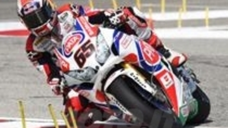 SBK. Jonathan Rea vince gara 1 a Imola