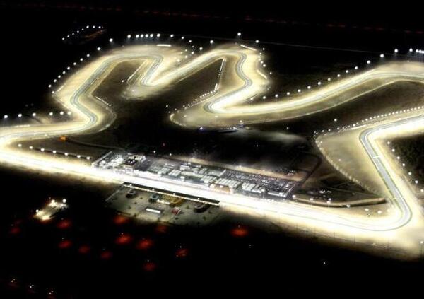 MotoGP 2022, si comincia! Gli orari in Qatar e tutto quello che c&rsquo;&egrave; da sapere (compresi gli intrecci con F1 e SBK)