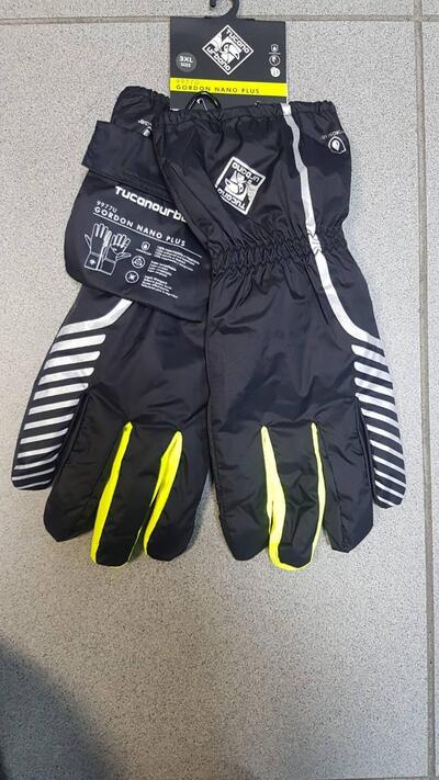 SOPRAGUANTI IMPERMEABILI TUCANO GORDON NANO PLUS. Tucano Urbano