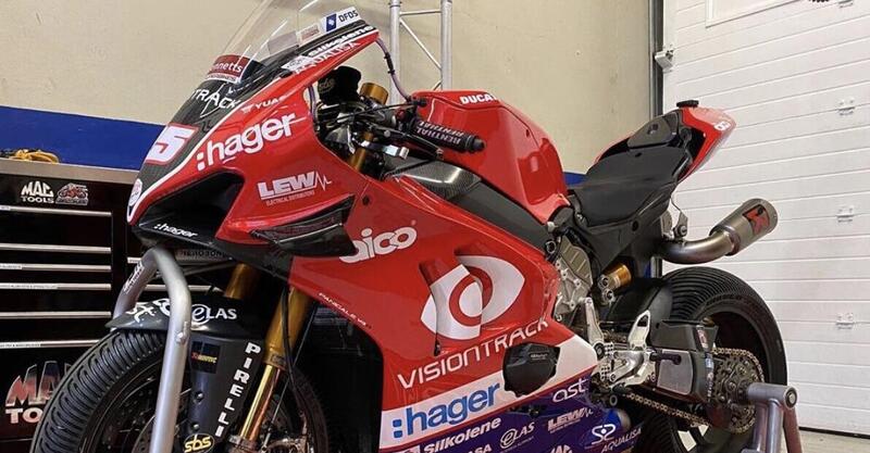 La Ducati con Michael Dunlop al TT