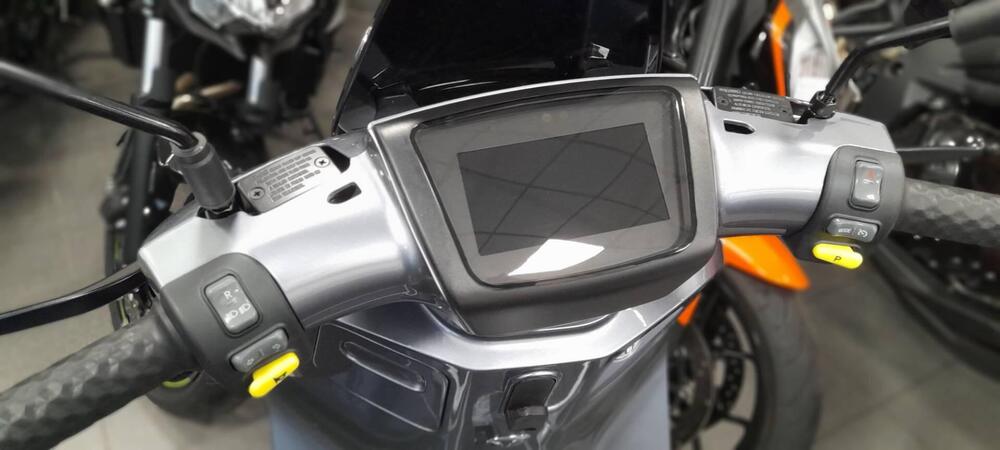 Yadea C1S Pro (2020 - 25) (5)