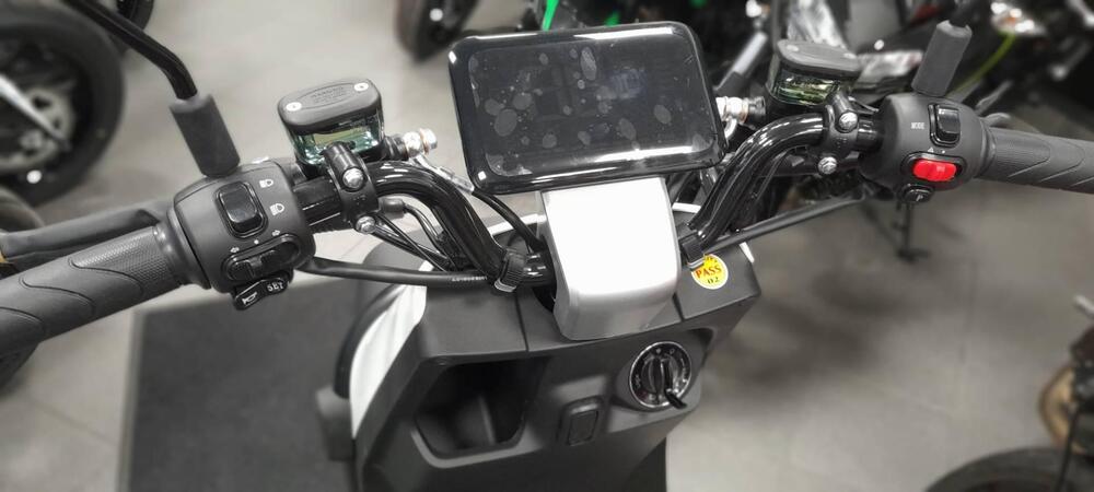 Yadea Y1S Utility (2022 - 25) (4)