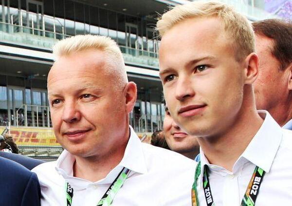 Pap&agrave; Mazepin ha minacciato la Haas di togliere lo sponsor per colpa di Schumacher