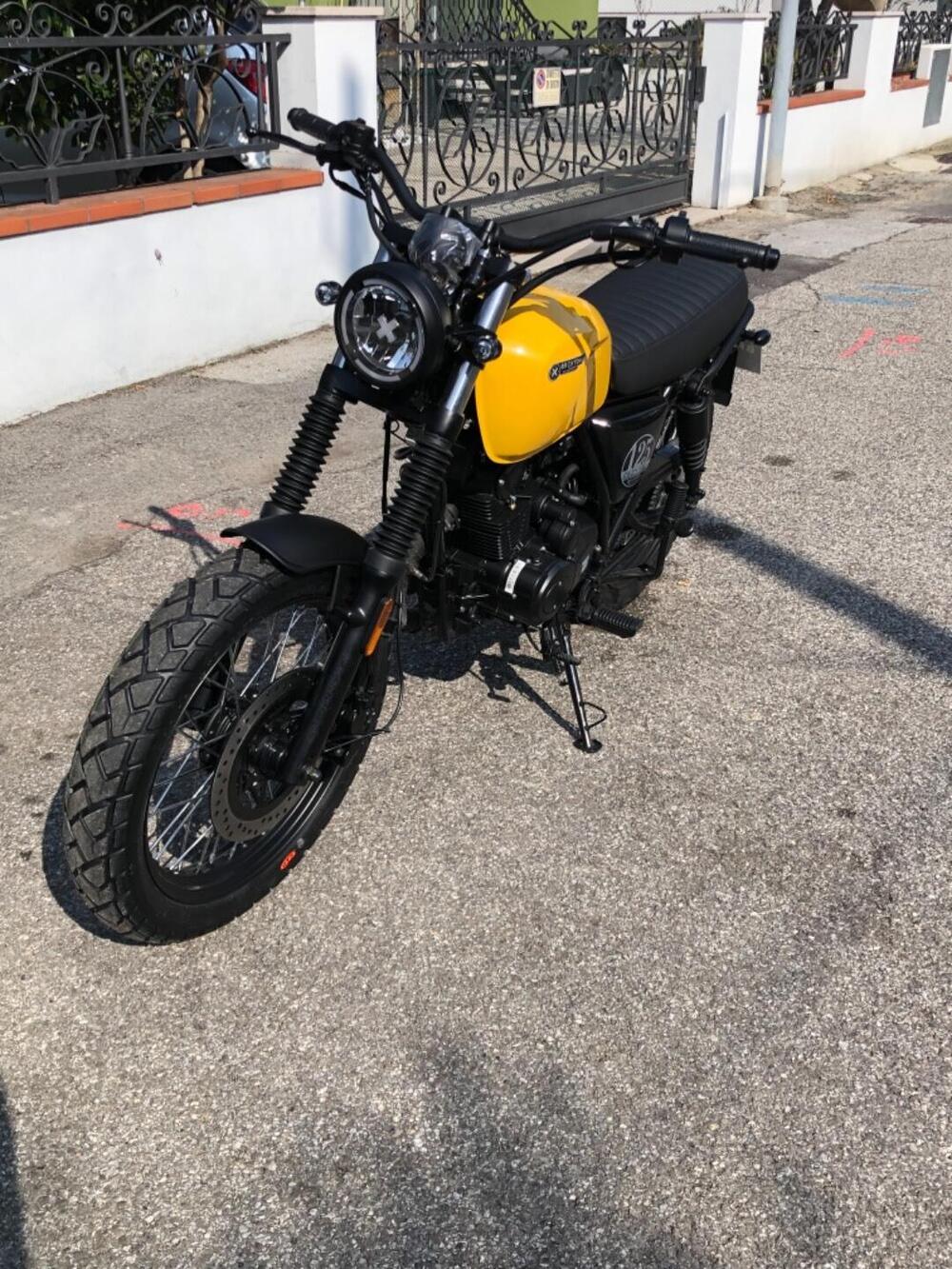 Brixton Motorcycles Cromwell 125 CBS (2021 - 25) (5)