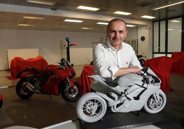 Andrea Ferraresi, Ducati: &ldquo;Una sportiva con linee in stile 916? Perch&eacute; no. La moto elettrica arriver&agrave;, lo scooter &egrave; lontanissimo&rdquo;