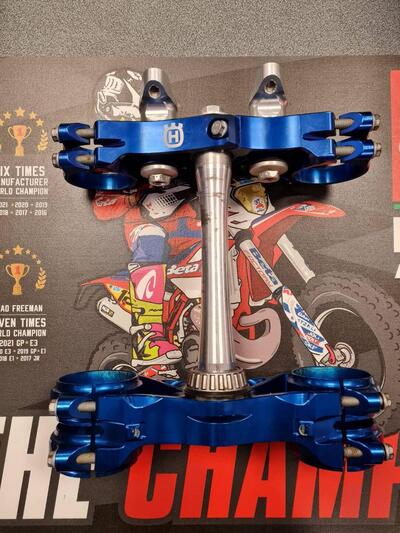 PIASTRE FORCELLE FACTORY RACING Husqvarna