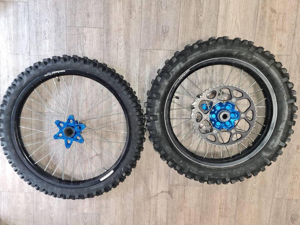 Cerchi Marchesini Enduro Husqvarna/KTM (2)