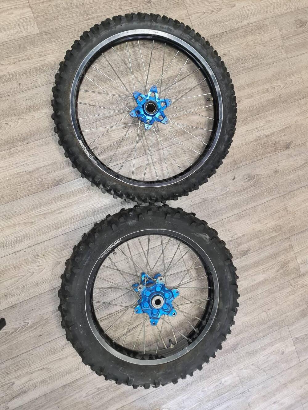 Cerchi Marchesini Enduro Husqvarna/KTM (4)