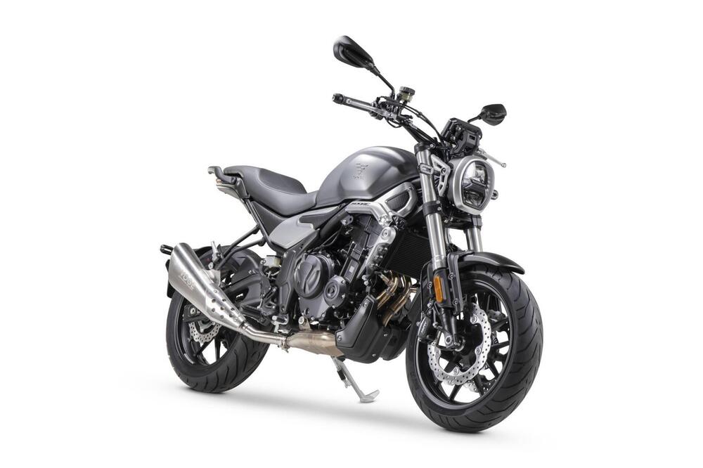 Voge Trofeo 500AC (2022 - 25)