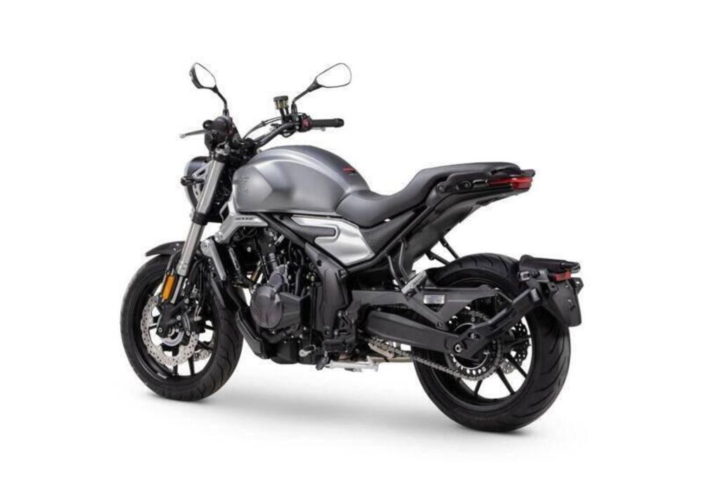 Voge Trofeo 500AC (2022 - 25) (5)