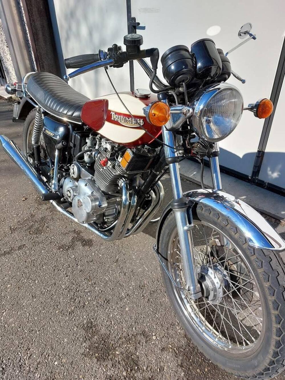 Triumph Trident 750 T160  (3)