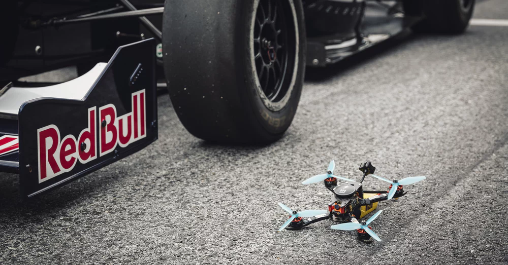 Formula 1, inizia l&#039;era dei droni: sicurezza a rischio per lo spettacolo?