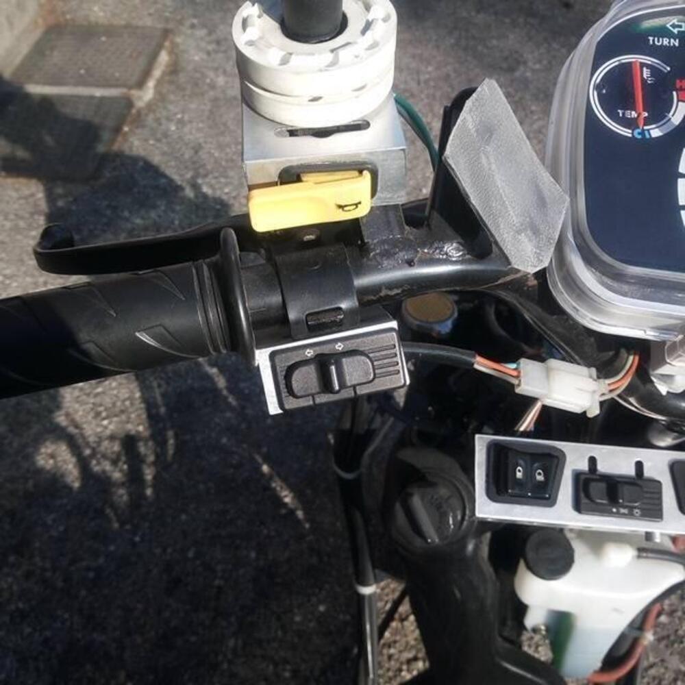 Sym Super Duke 150 LC (9)