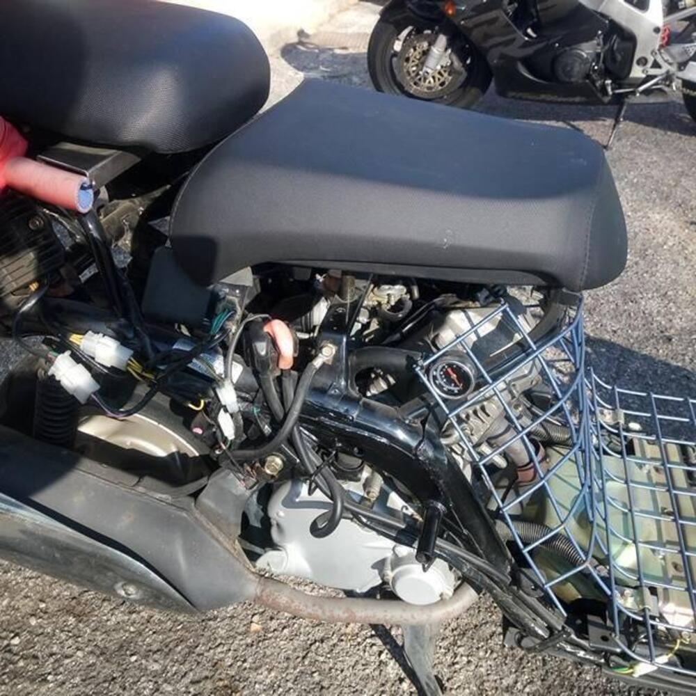 Sym Super Duke 150 LC (19)