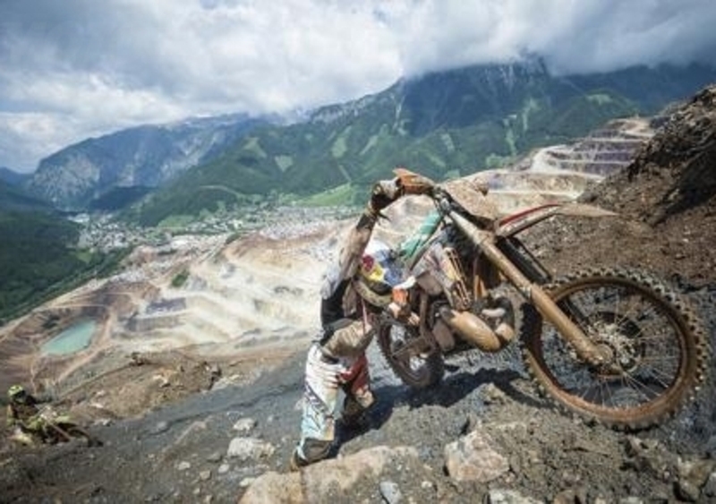 Erzberg Red Bull Hare Scramble. Jonny Walker (KTM) &egrave; il ventesimo Uomo di Ferro