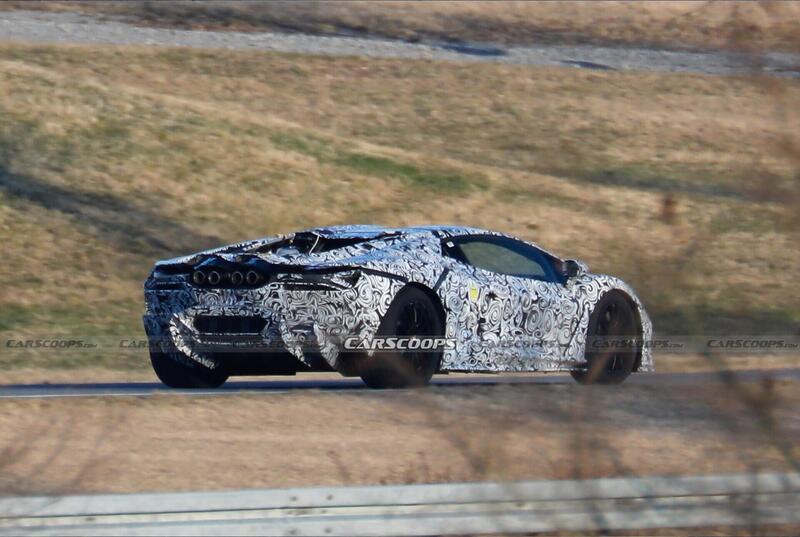 Il posteriore della "prossima" Lamborghini Aventador