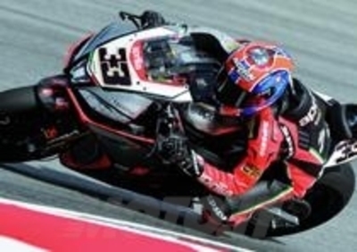 SBK. Doppia vittoria di Melandri a Sepang