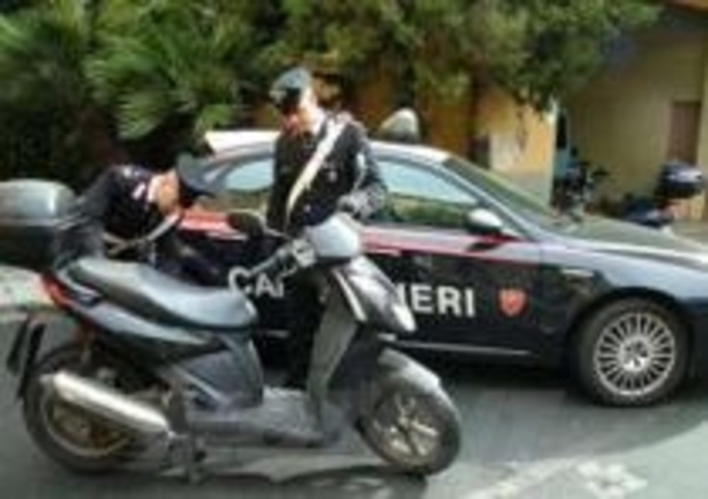 Controlli su uno scooter rubato 