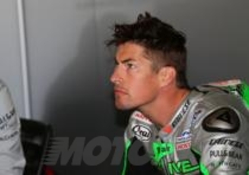 Nicky Hayden, decisamente poco soddisfatto delle prestazioni della sua RCV1000R
