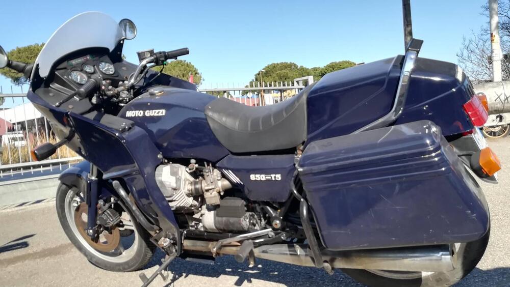 Moto Guzzi 850 T5 PA (8)