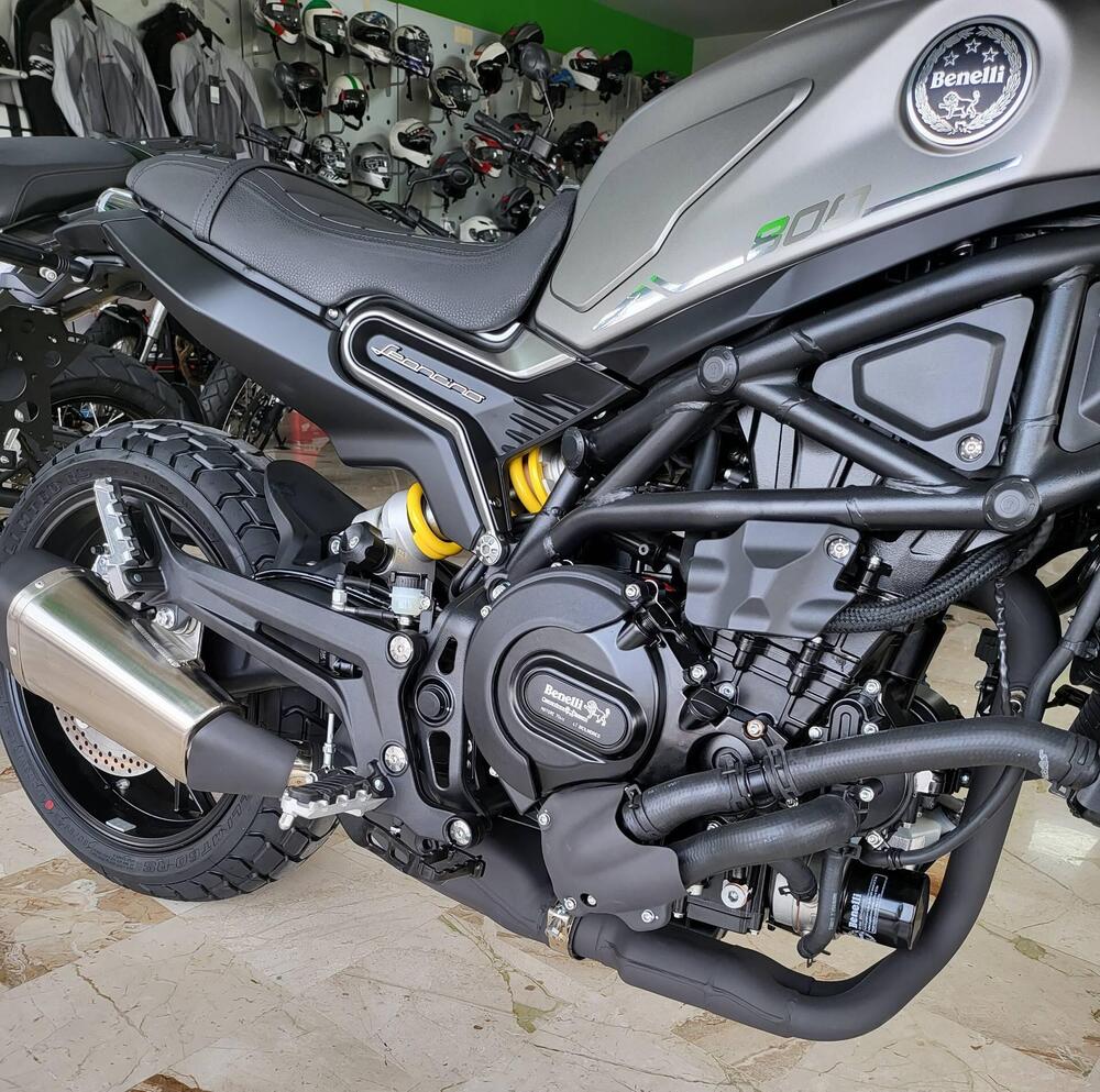 Benelli Leoncino 800 (2022 - 25) (5)