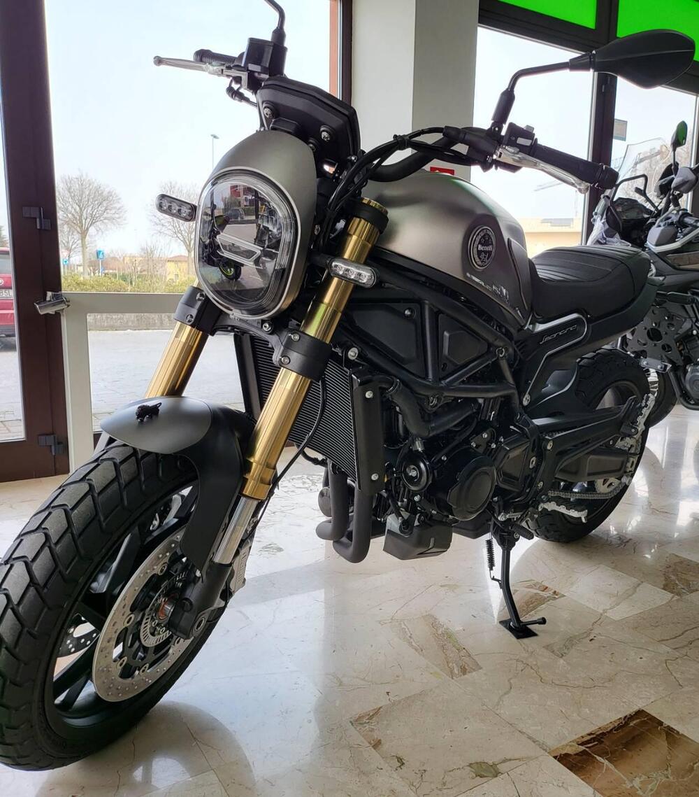 Benelli Leoncino 800 (2022 - 25) (4)