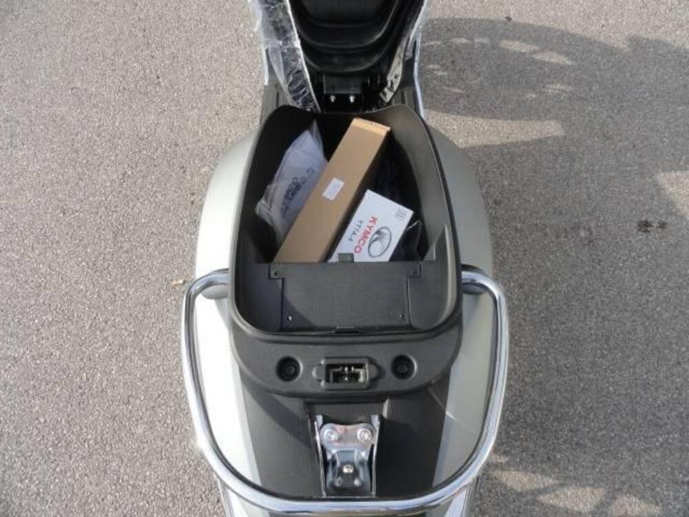 Kymco Like 50 4T (2021 - 25) (11)