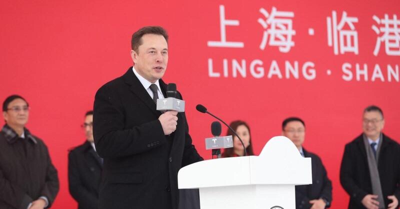 Tesla aumenta i prezzi delle sue auto negli Stati Uniti e in Cina 