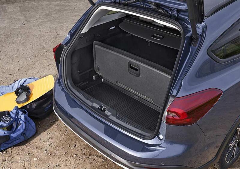 Ford Focus Station Wagon (2018-25) (10)