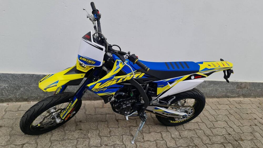 Valenti Racing SM 125 Z (2020 - 22) (6)